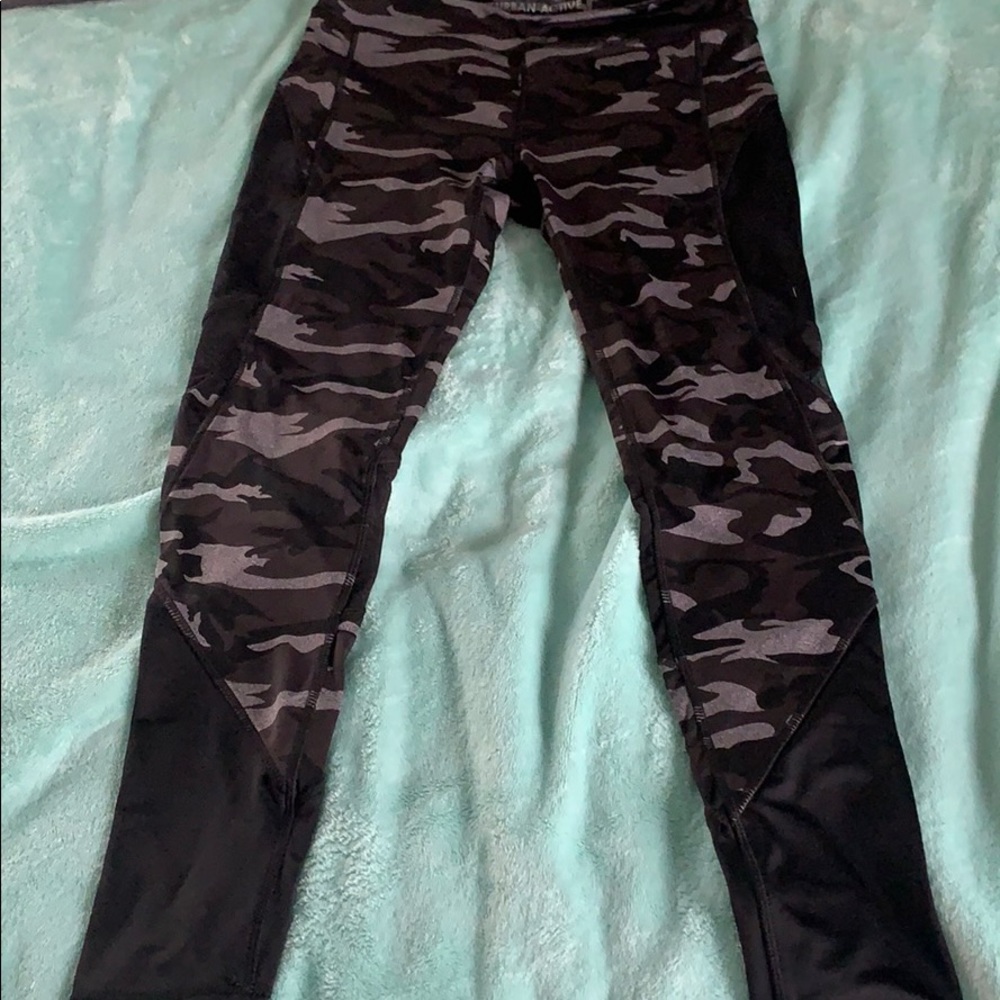 camouflage active leggings!